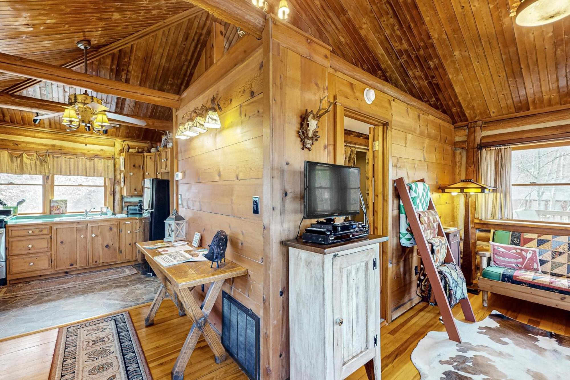 Lake Lucerne - Treehouse Cabin #01 尤里卡斯普林斯 外观 照片